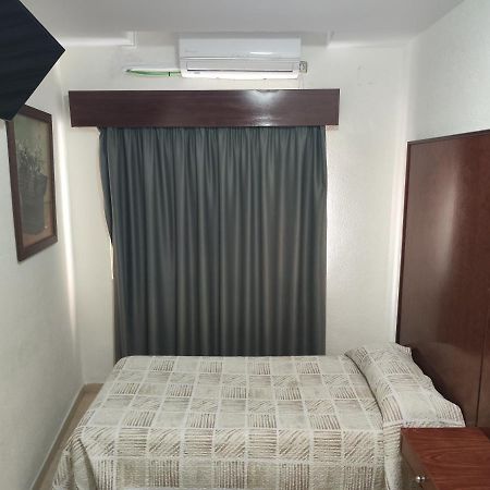Nch Hotel Τορρεμολίνος Εξωτερικό φωτογραφία