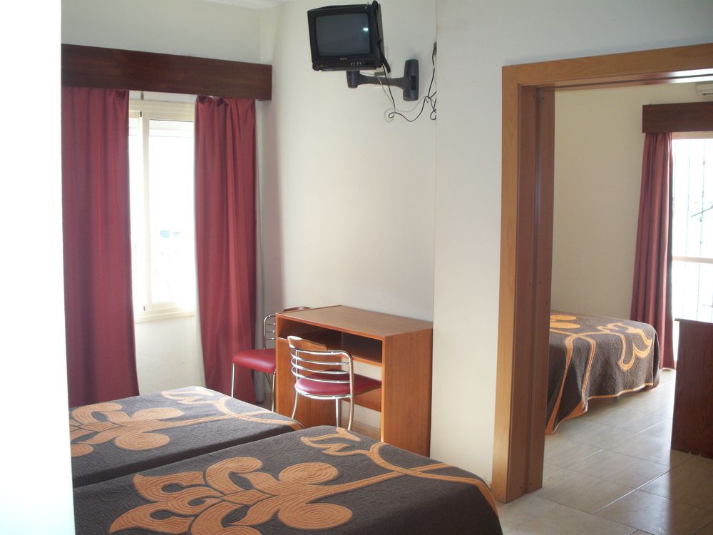 Nch Hotel Τορρεμολίνος Εξωτερικό φωτογραφία