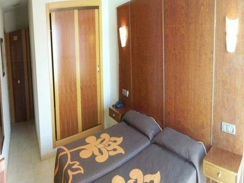 Nch Hotel Τορρεμολίνος Εξωτερικό φωτογραφία