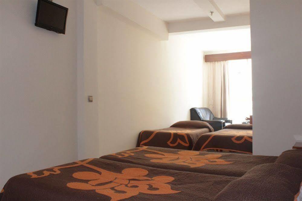 Nch Hotel Τορρεμολίνος Εξωτερικό φωτογραφία