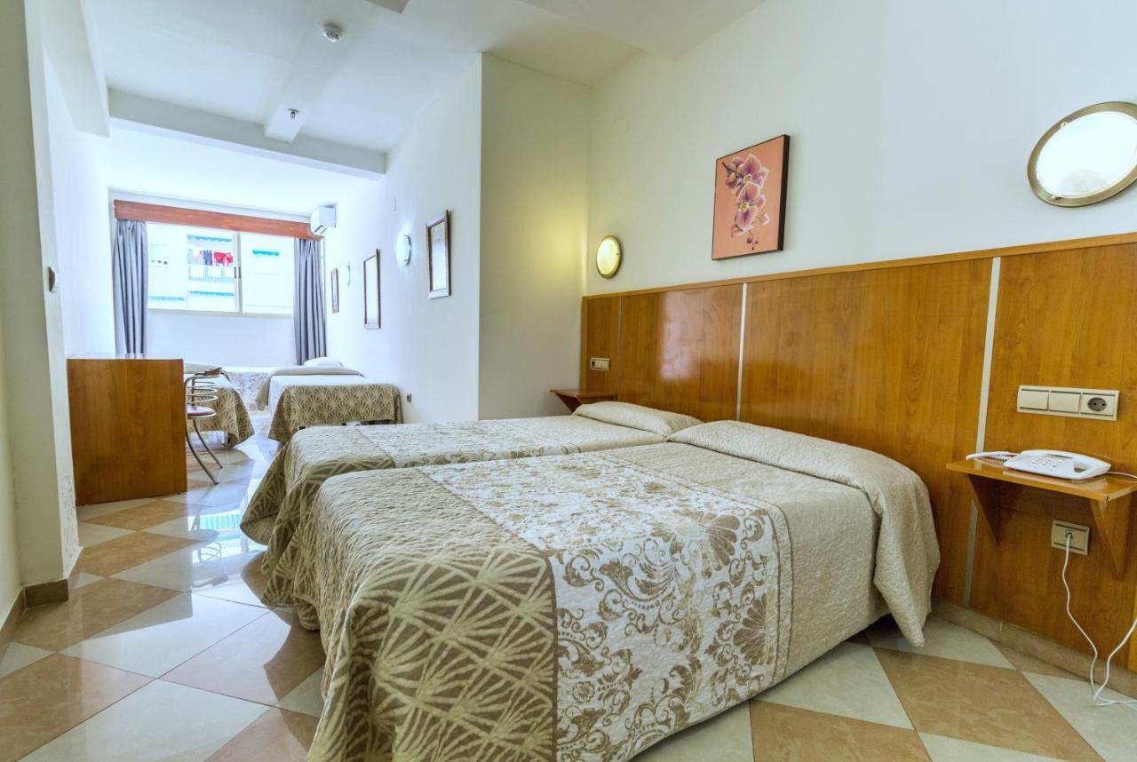 Nch Hotel Τορρεμολίνος Εξωτερικό φωτογραφία